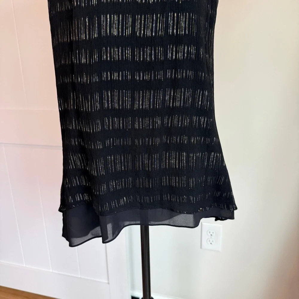 White House Black Market Silk Metallic Sleeveless Top Black Gold Size 8